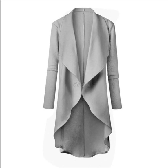 GRAY FLOWY LONG CARDIGAN JACKET ⭐️🖤 - Picture 2 of 3